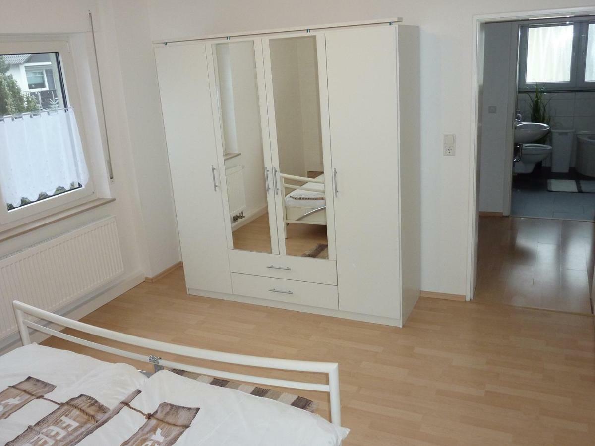 Großostheim Ferienwohnung Landwehr מראה חיצוני תמונה