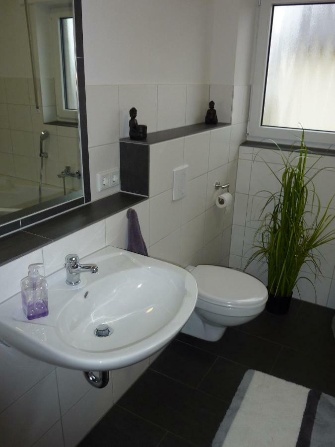 Großostheim Ferienwohnung Landwehr מראה חיצוני תמונה