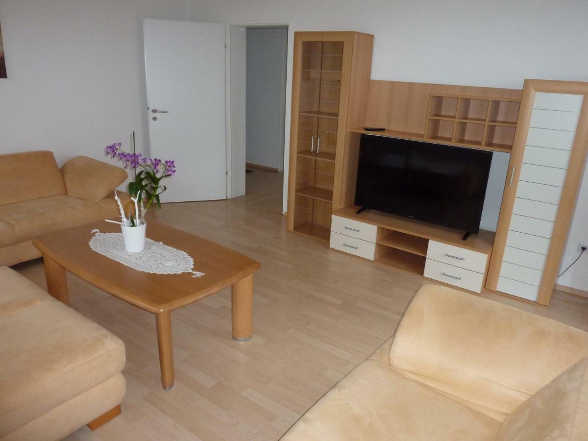 Großostheim Ferienwohnung Landwehr מראה חיצוני תמונה
